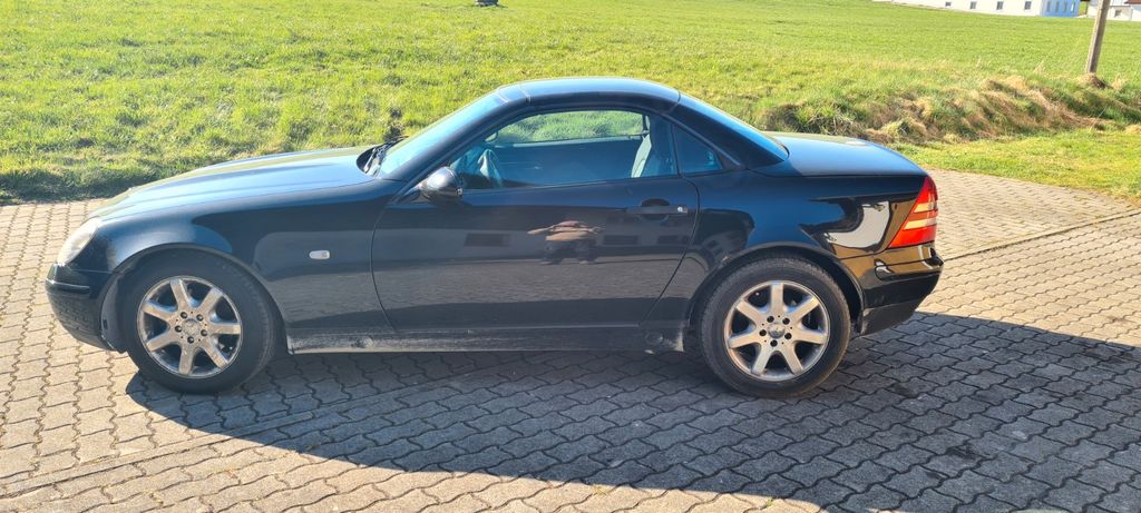 Mercedes-Benz SLK 200 198.000 km 3.690 &euro; Isen 84424