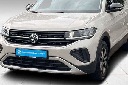VW T-Cross 7.461 km 25.751 € Hamburg 22303