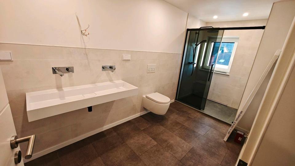 Doppelhaushälfte Wadern - 6 Zimmer, 190 m&sup2;, 1.350&euro; | Angebot:26409659
