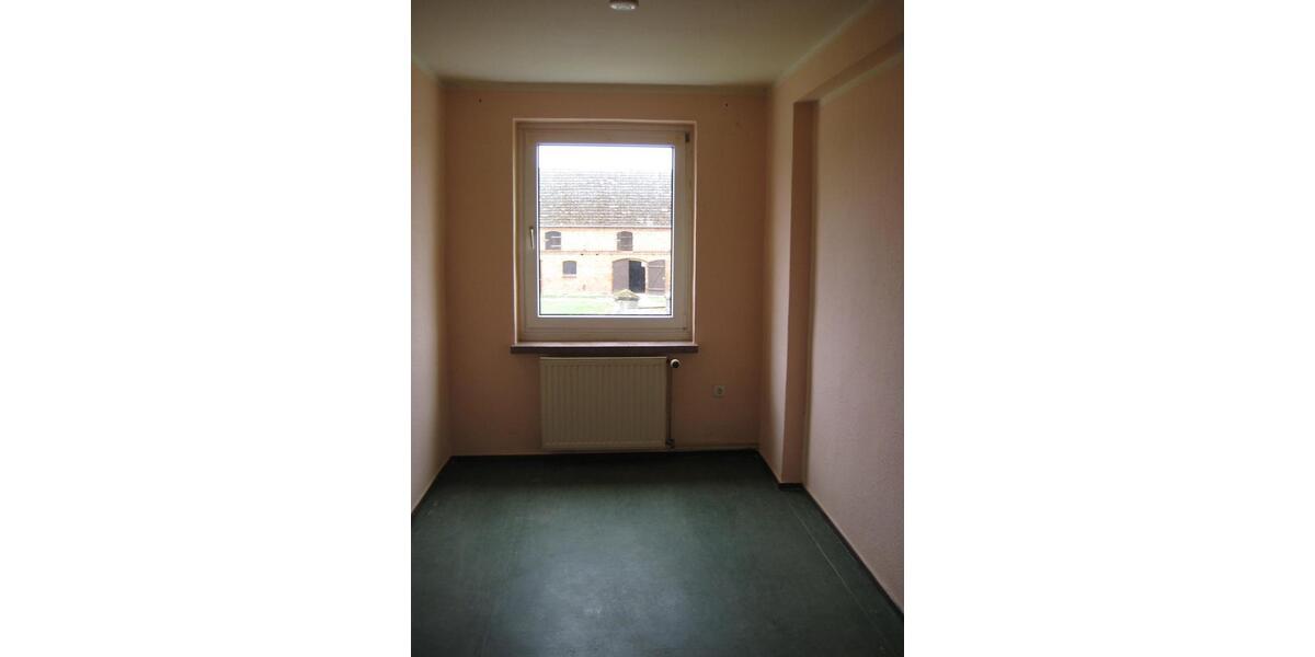 Erdgeschoßwohnung Osterburg (Altmark) - 3 Zimmer, 55 m&sup2;, 246&euro; | Angebot:8828028