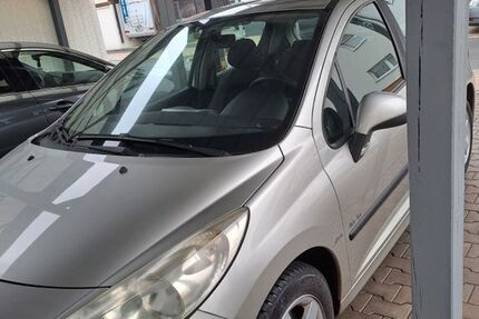 Peugeot 207 229.800 km 2.250 &euro; Hersbruck 91217