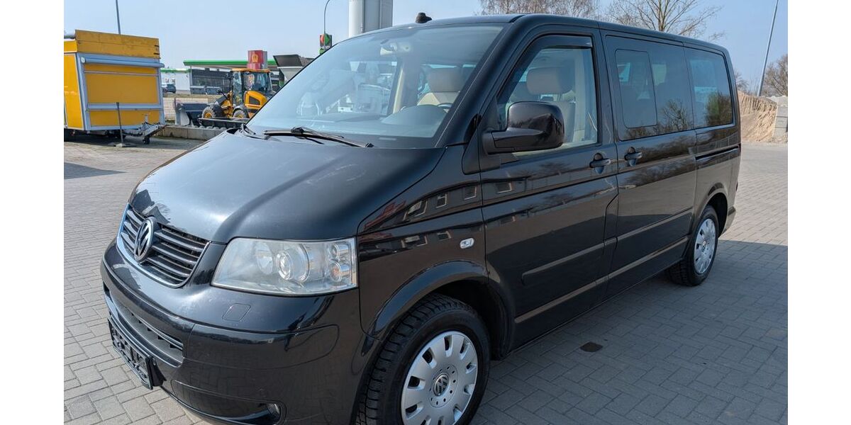 VW T5 Transporter 287.503 km 8.499 &euro; Gnoien 17179