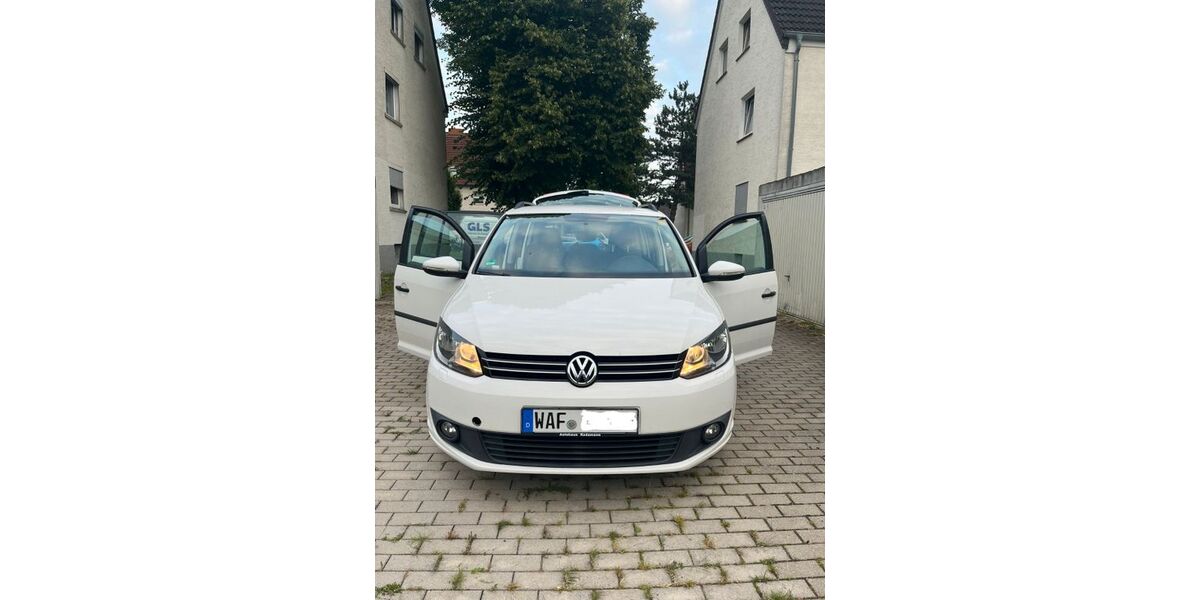 VW Touran 473.000 km 4.100 &euro; Ennigerloh 59320