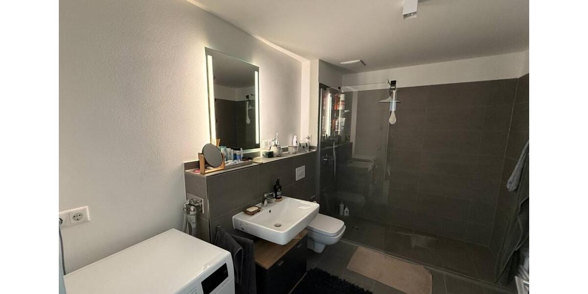 Etagenwohnung Teltow - 2 Zimmer, 76 m&sup2;, 1.215&euro; | Angebot:25883940