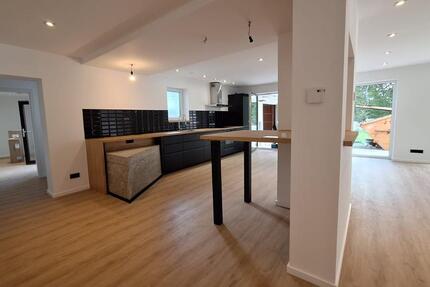 Wohnung Greding - 3 Zimmer, 160 m&sup2;, 1.440&euro; | Angebot:24974926