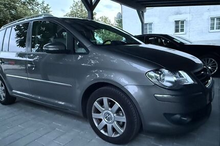 VW Touran 311.000 km 2.480 &euro; Moos 94554