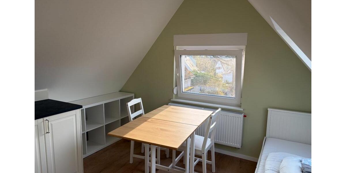 Dachgeschoßwohnung Biebertal - 1 Zimmer, 20 m&sup2;, 420&euro; | Angebot:25905271