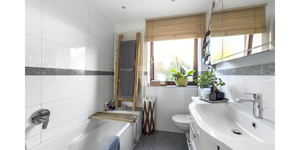 WINDISCH - Moderne, vermietete 3 Zimmer-Gartenwohnung in Gröbenzell, für den Käufer provisionsfrei! - Erdgeschoßwohnung Gröbenzell | Angebot:22111490