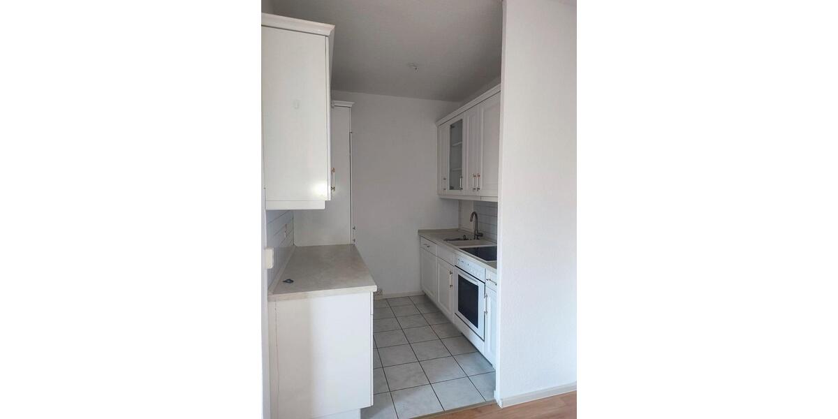 Etagenwohnung Mülsen - 3 Zimmer, 69 m&sup2;, 380&euro; | Angebot:26278155