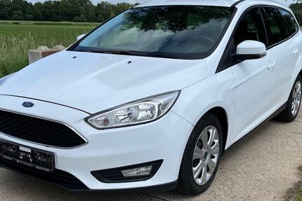 Ford Focus 225.000 km 5.999 &euro; Winsen / Luhe 21423