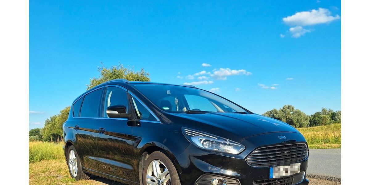 Ford S-Max 170.500 km 10.900 &euro; Paderborn 33102