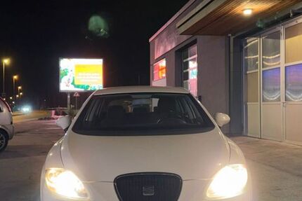 Seat Leon 321.000 km 2.100 &euro; Simbach am Inn 84359