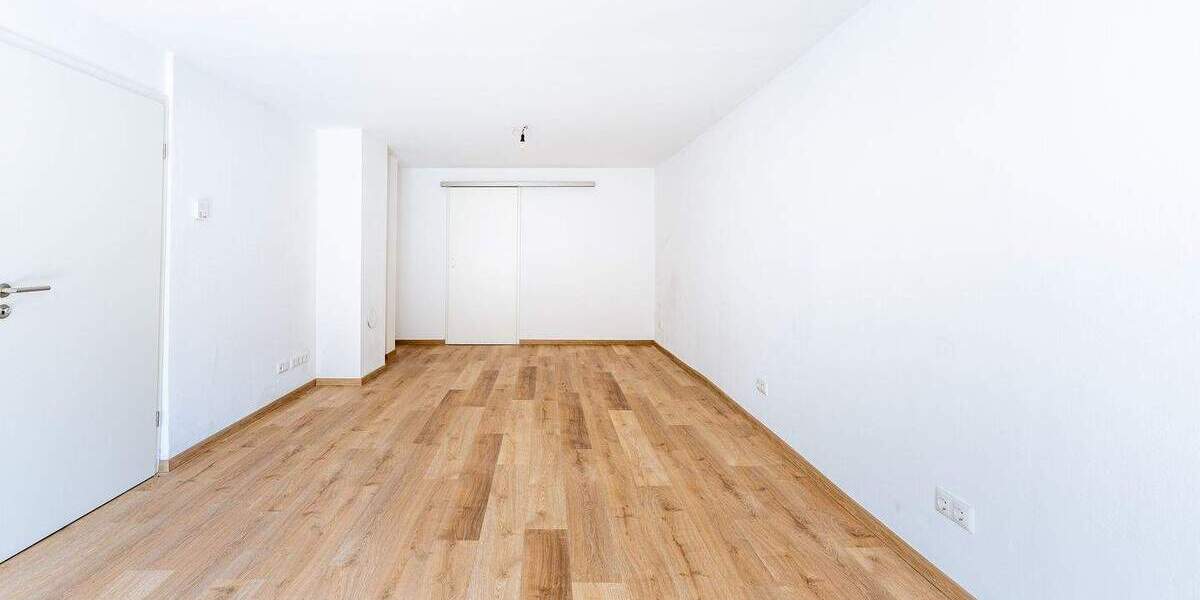 Reihenmittelhaus Straubing - 4 Zimmer, 121 m&sup2;, 1.140&euro; | Angebot:25399325