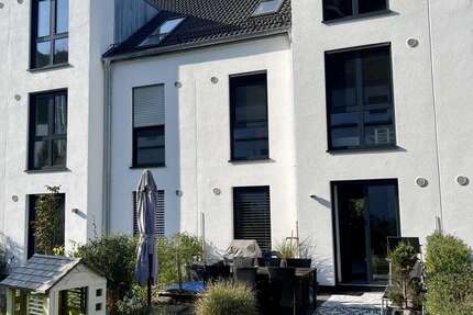 Haus zum Kaufen in Sinzing 699.000 € 183 m² 5.5 zimmer