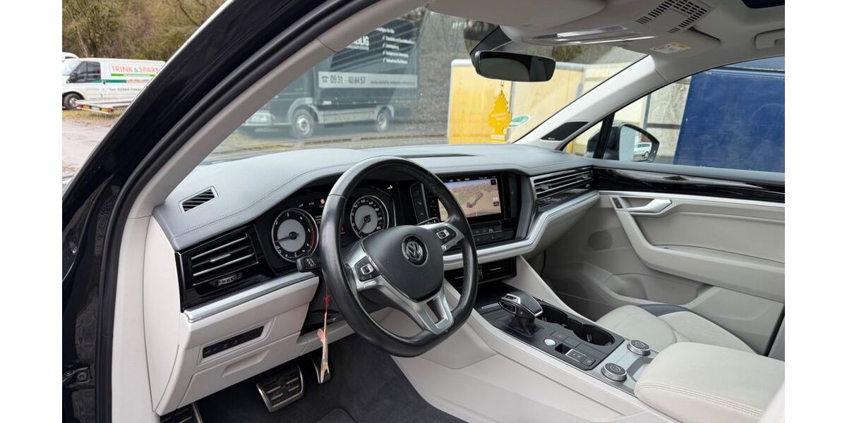 VW Touareg 140.000 km 37.890 &euro; Rimpar 97222