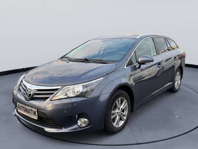 Toyota Avensis 125.992 km 10.790 € Bielefeld 33609
