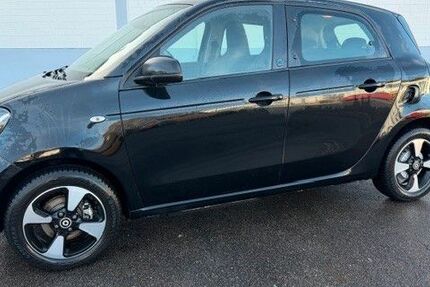 Smart ForFour 3.000 km 12.900 &euro; Korb 71404