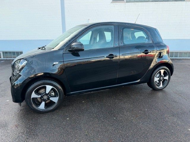 Smart ForFour 3.000 km 12.900 &euro; Korb 71404