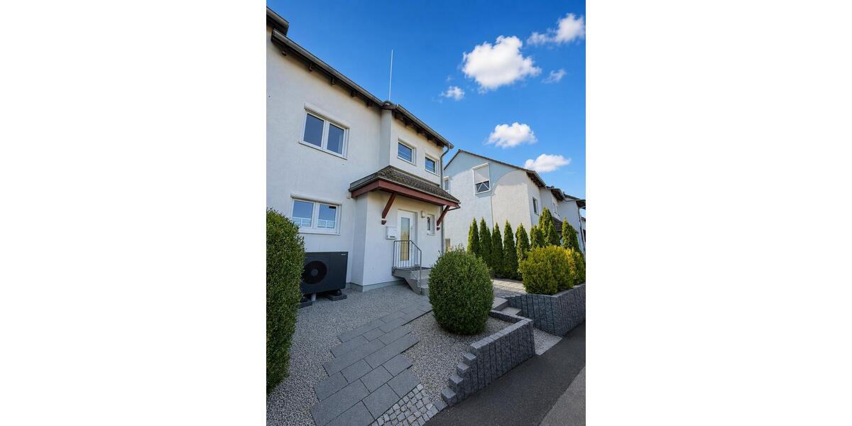 Doppelhaushälfte Bad Hersfeld - 6 Zimmer, 164 m&sup2;, 412.000&euro; | Angebot:26824448