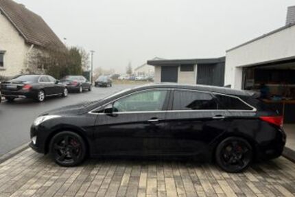 Hyundai i40 185.500 km 7.300 &euro; Herne 44653