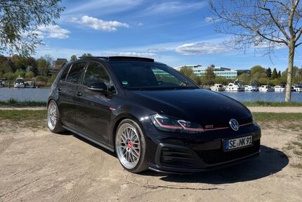 VW Golf 94.118 km 22.800 &euro; Mönkhagen 23619