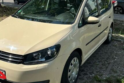 VW Touran 167.000 km 11.000 &euro; berlin 12353