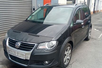VW Touran 169.998 km 3.999 &euro; Berlin 12247