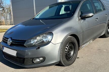VW Golf 299.999 km 2.590 &euro; Gersthofen 86368