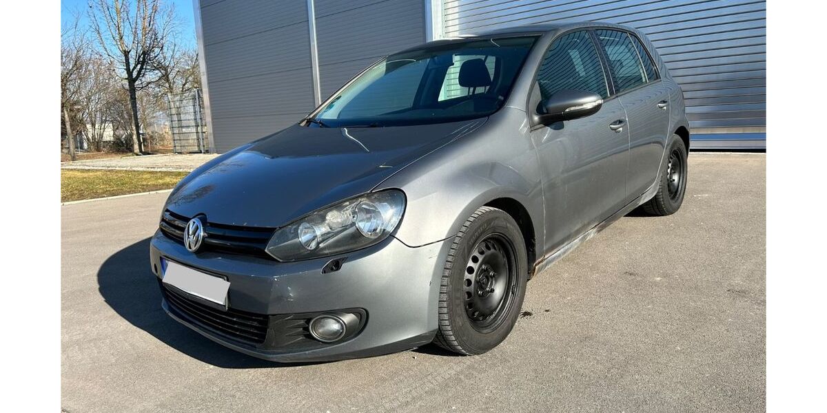 VW Golf 299.999 km 2.590 &euro; Gersthofen 86368