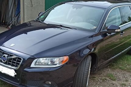 Volvo V70 245.000 km 18.400 &euro; Pönitz 23684