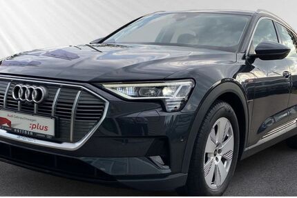Audi e-tron 47.360 km 32.862 € Landsberg 86899
