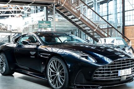 Aston Martin DB12 9.950 km 258.700 &euro; Düsseldorf 40212