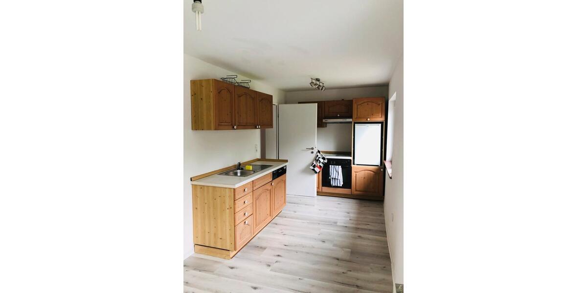 Etagenwohnung Windeck - 2 Zimmer, 60 m&sup2;, 550&euro; | Angebot:26423143