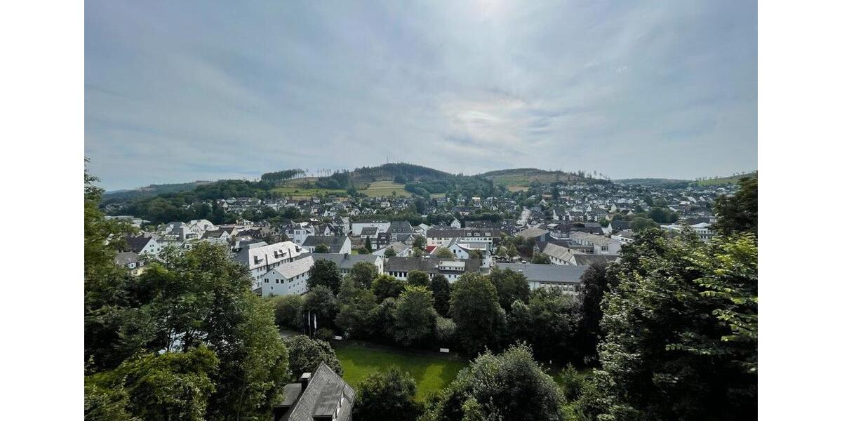 Altbauwohnung mit Balkon und Garten 2 zimmer