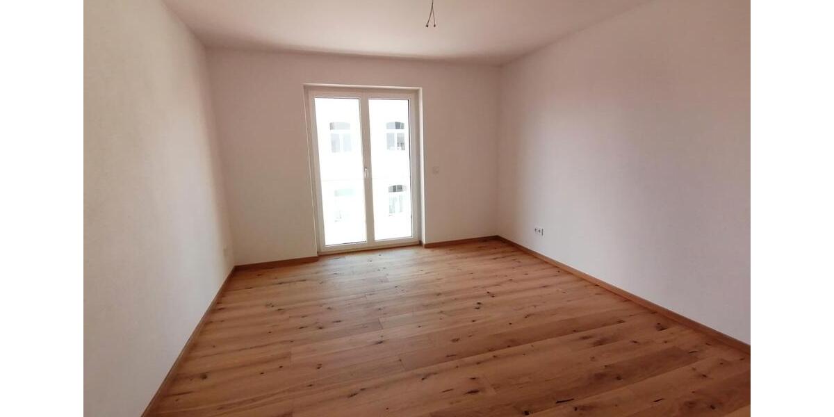 Etagenwohnung Simbach am Inn - 3 Zimmer, 81 m&sup2;, 861&euro; | Angebot:25321875