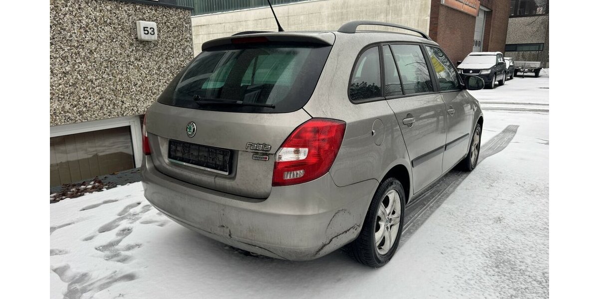 Skoda Fabia Ambiente Family 5J 188.000 km 1.999 &euro; Hamburg 22339
