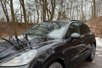 Porsche Cayenne 97.500 km 76.800 &euro; Ellerbek 25474