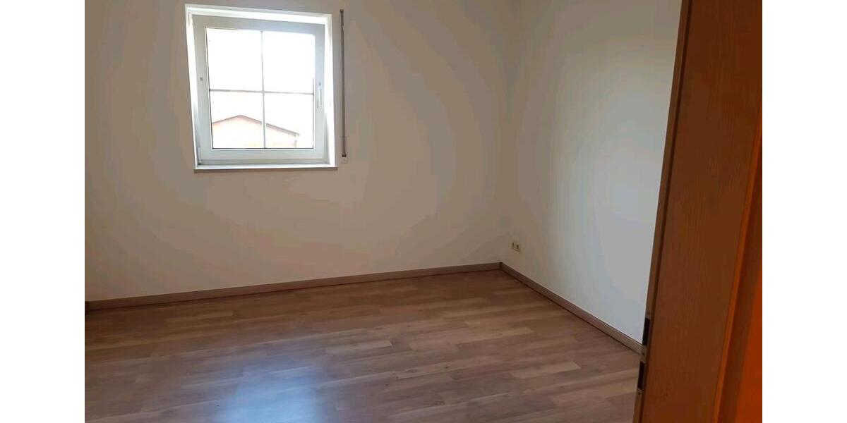 Erdgeschoßwohnung Pleinfeld - 2 Zimmer, 48 m&sup2;, 590&euro; | Angebot:25385042
