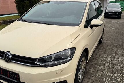 VW Touran 448.000 km 7.250 &euro; Hamburg 20539