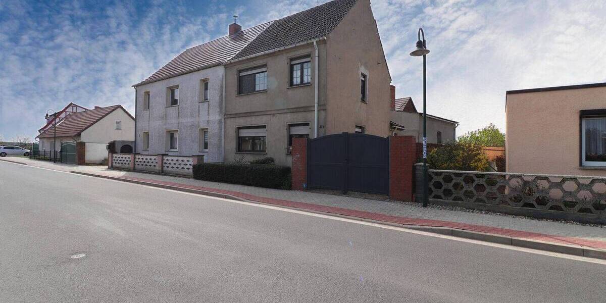 Doppelhaushälfte Tangerhütte Cobbel - 3 Zimmer, 110 m&sup2;, 85.000&euro; | Angebot:26260812