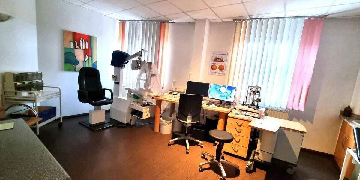 Gewerbeobjekt Amberg - 6 Zimmer, 1.700&euro; | Angebot:25770127