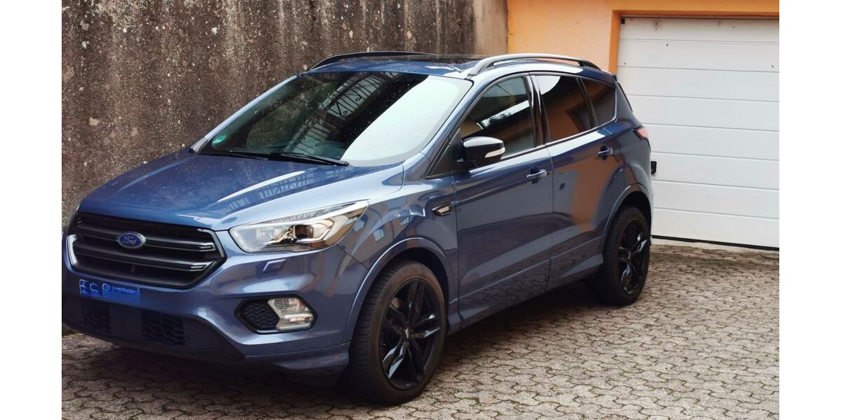 Ford Kuga 128.000 km 15.500 &euro; Gaggenau 76571
