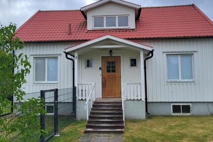 Haus Esens - 6 Zimmer, 100 m&sup2;, 80&euro; | Angebot:24830505