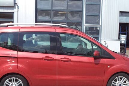 Ford Tourneo Courier 93.064 km 9.990 &euro; Henstedt-Ulzburg 24558