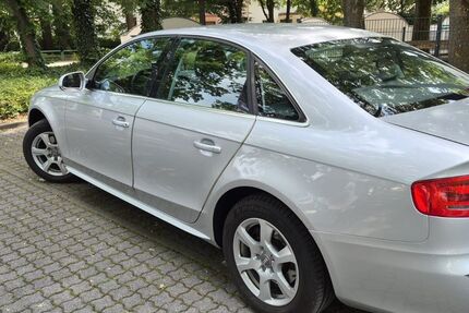 Audi A4 113.500 km 7.500 &euro; Augsburg 86156