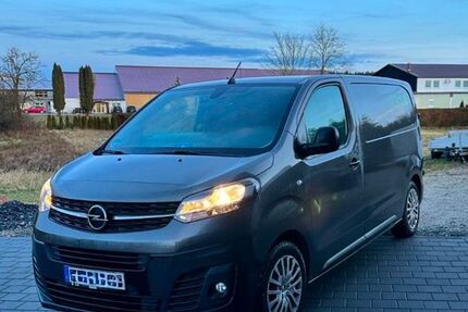Opel Vivaro 146.000 km 13.500 &euro; Landsberg am Lech 86899