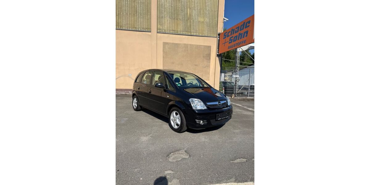 Opel Meriva 111.000 km 2.999 &euro; Wupp 42105