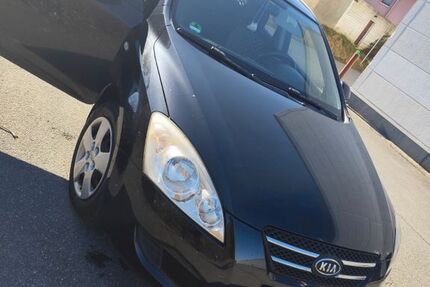 Kia ceed / Ceed 79.000 km 5.600 &euro; Bremerhaven 27578