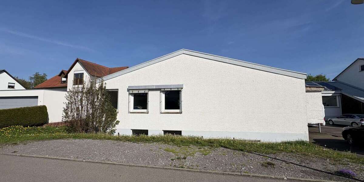 Halle in Hechingen 380.000 € 700 m² zimmer