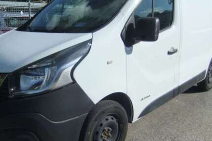 Nissan NV300 169.000 km 7.999 &euro; Hohenbrunn 85662